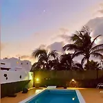 Queen Papagayo Vetusta Vila Playa Blanca (Lanzarote)
