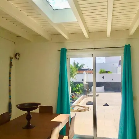 فيلة Queen Papagayo Vetusta *