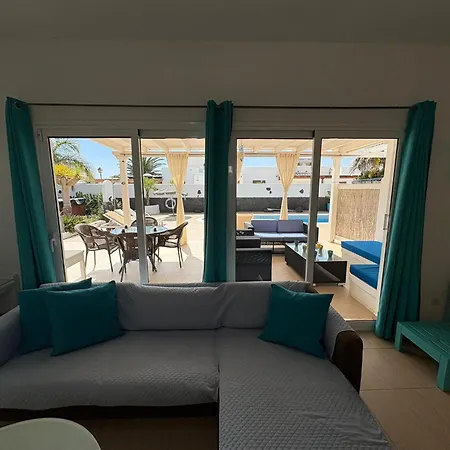 Queen Papagayo Vetusta * بلايا بلانكا