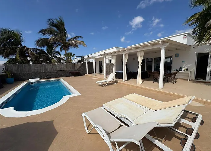 Queen Papagayo Vetusta וילה