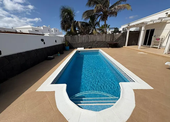 Queen Papagayo Vetusta וילה פלאיה בלנקה