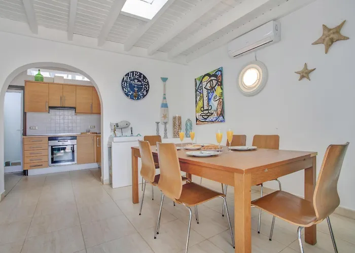 Queen Papagayo Vetusta וילה