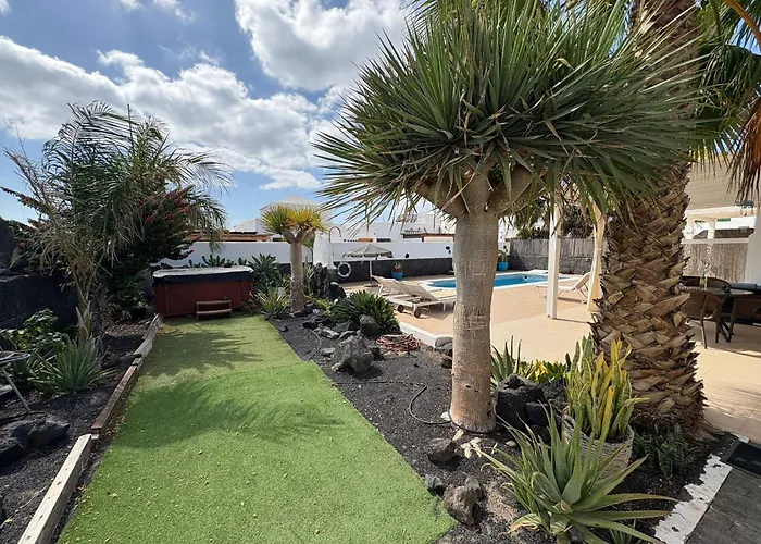 Queen Papagayo Vetusta 빌라